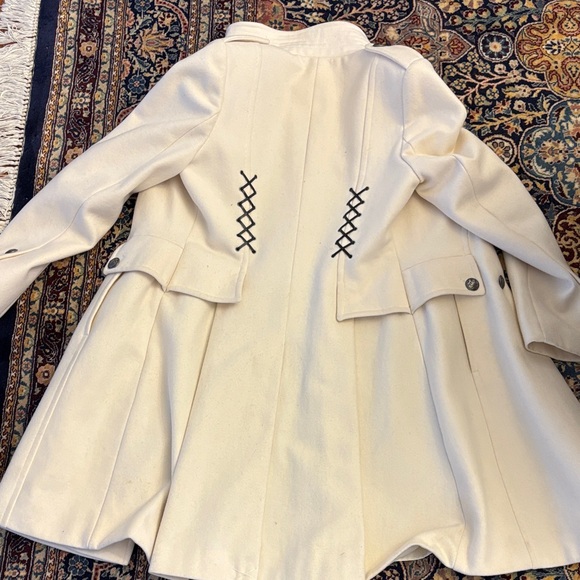 Moda International Classic Cream Trench Coat - Picture 5 of 10
